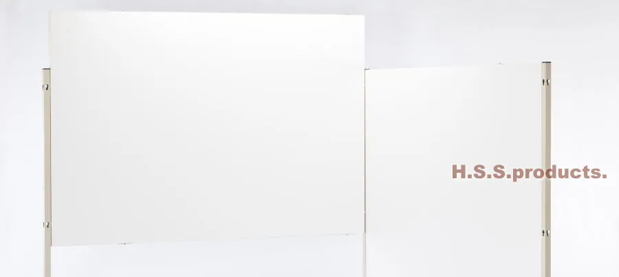 二段式展示板　白プリントボード　ワイドの横型使用